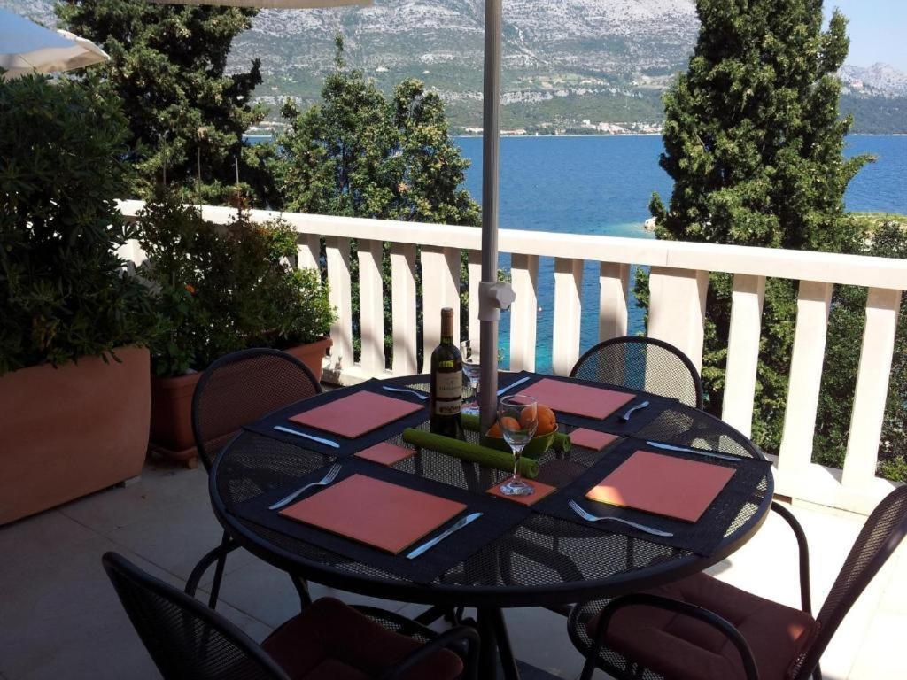 Villa Jade Apartments Front Row Sea View - Walk To Korcula Old Town Medvinjak Exterior photo