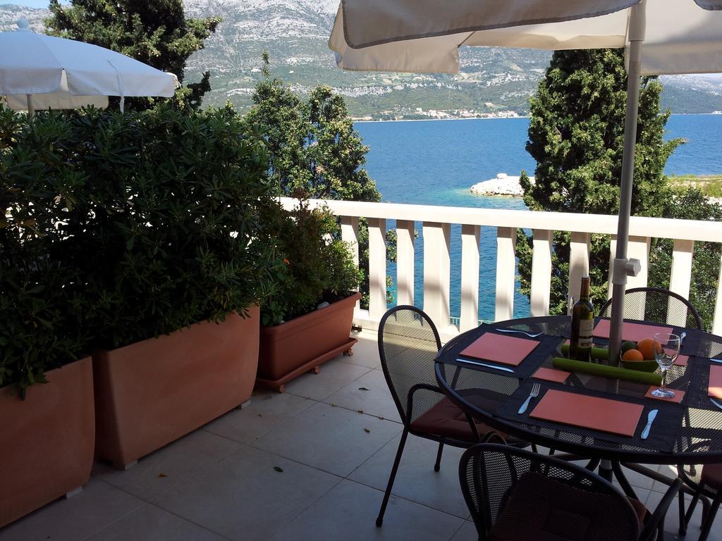 Villa Jade Apartments Front Row Sea View - Walk To Korcula Old Town Medvinjak Room photo
