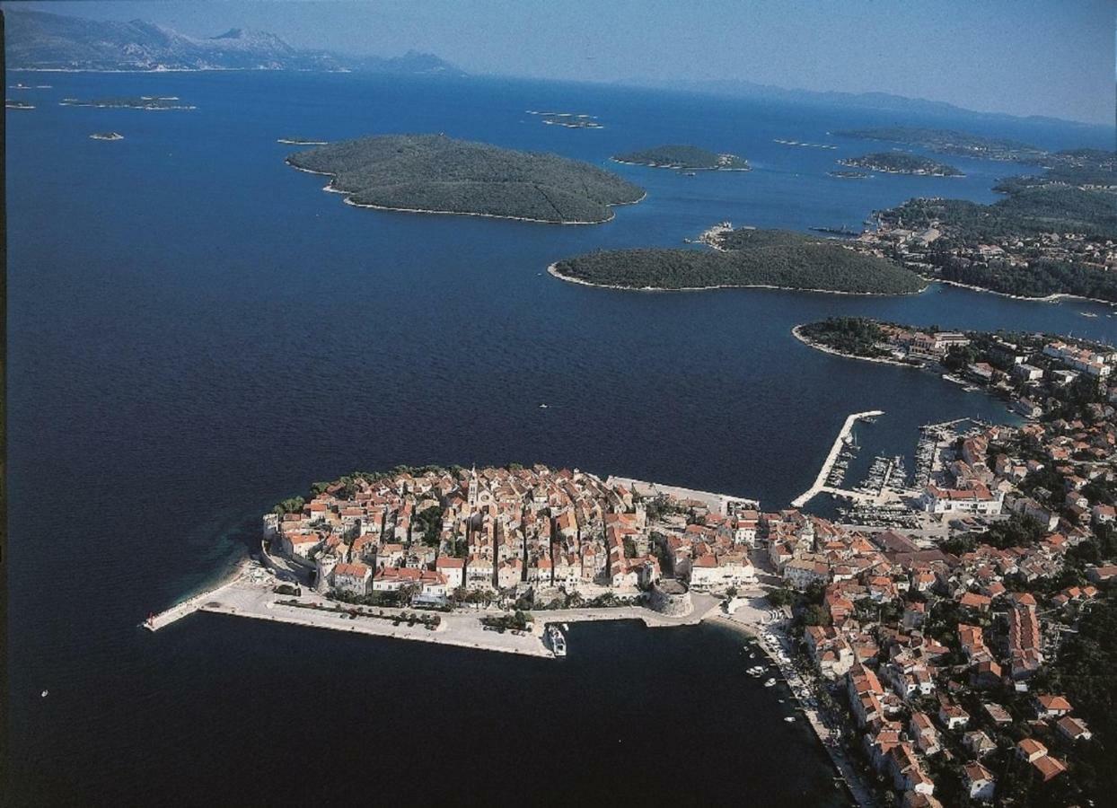 Villa Jade Apartments Front Row Sea View - Walk To Korcula Old Town Medvinjak Exterior photo